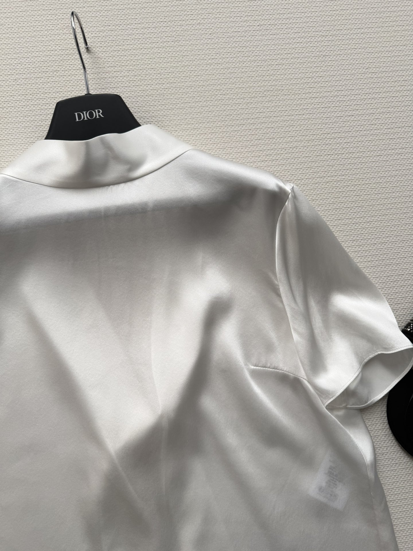 Women's short sleeves